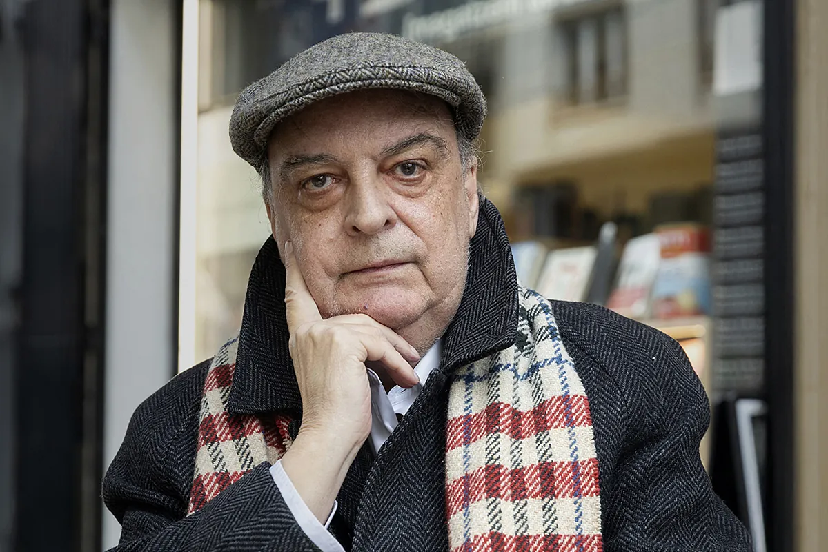 Enrique Vila-Matas: "El fragmento es la única literatura que puede aspirar a narrar nuestra caótica realidad"