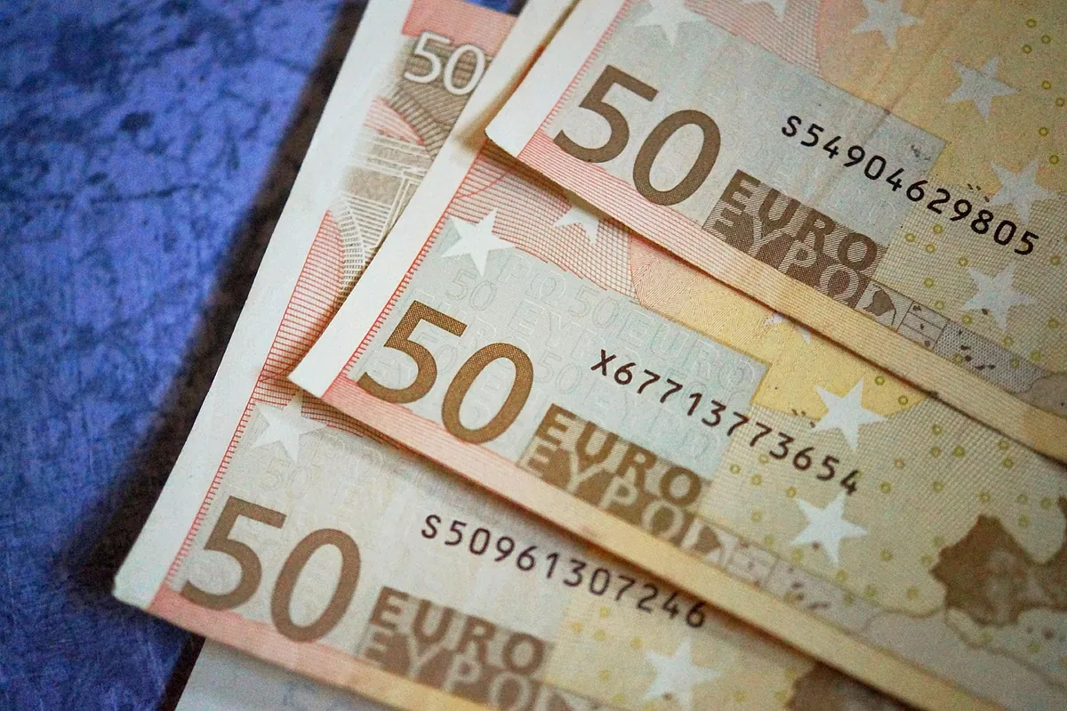 Es oficial: el Banco Central Europeo confirma la cantidad de dinero que tienes que tener en casa para emergencias