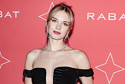 Las imágenes de Stella del Carmen vestida de novia: una filtración y dos trajes