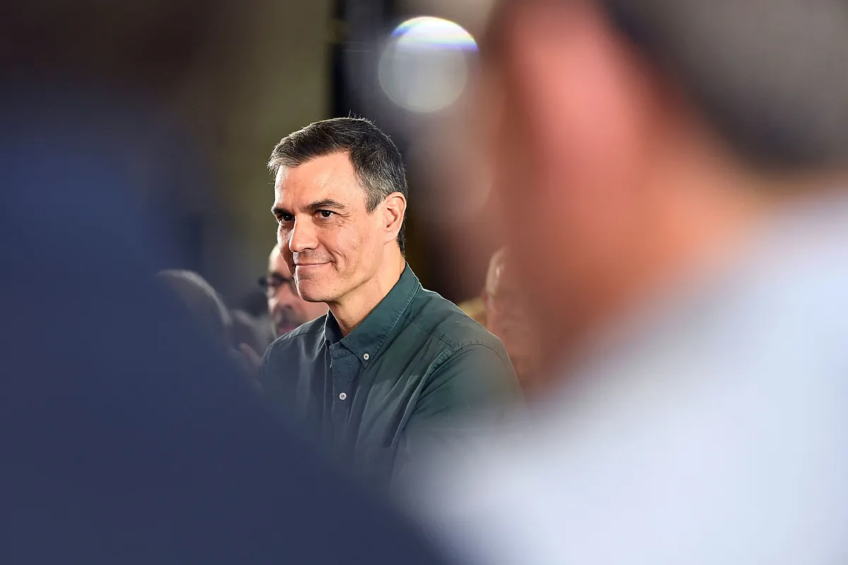 Pedro Sánchez y su comparecencia hoy, última hora en directo | Sánchez adelanta su comparecencia a las 11 horas tras acudir a Zarzuela a primera hora de la mañana a ver al Rey