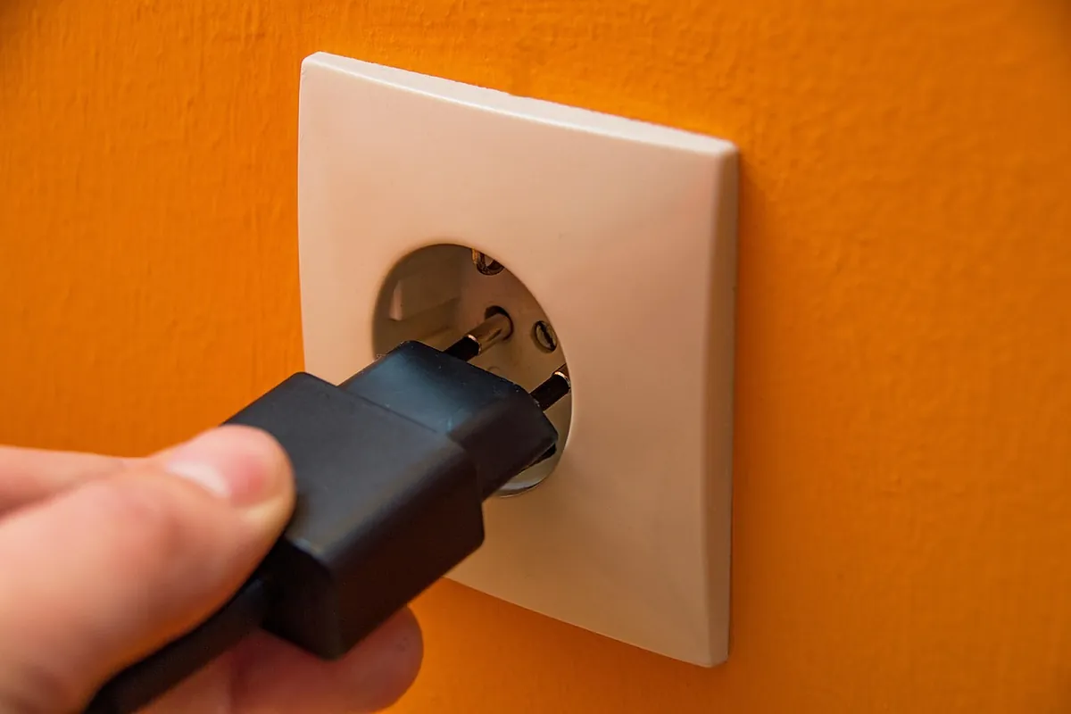Precio de la luz hoy, lunes 6 de octubre, por horas: ¿a qué hora es más barata?