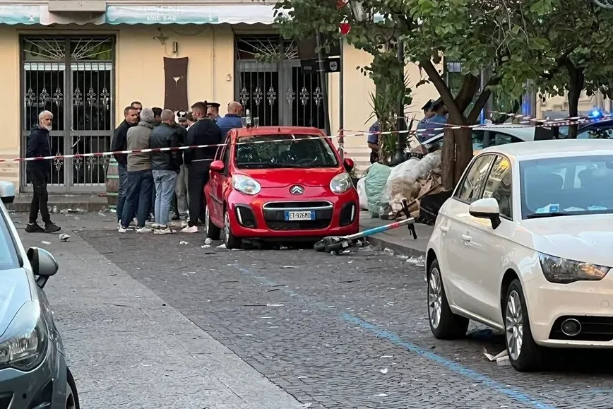 Un hombre italiano de 21 años muere de un disparo mientras intentaba detener una agresión en Palermo
