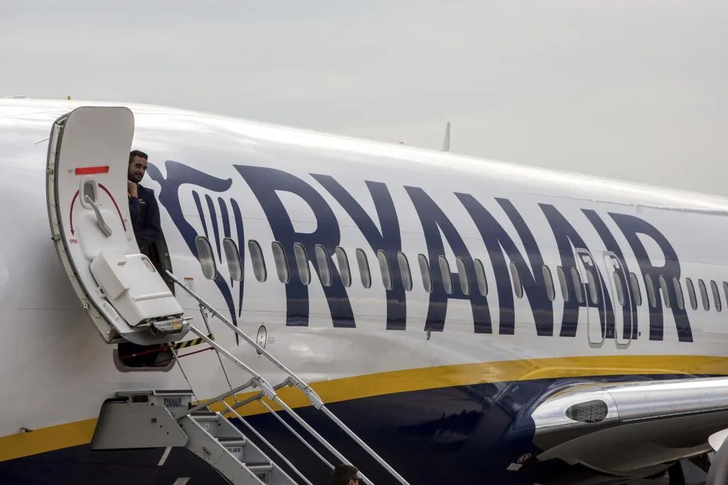 Un vuelo de Ryanair aterriza de emergencia en Manchester porque en los depósitos sólo quedaba combustible para cinco minutos
