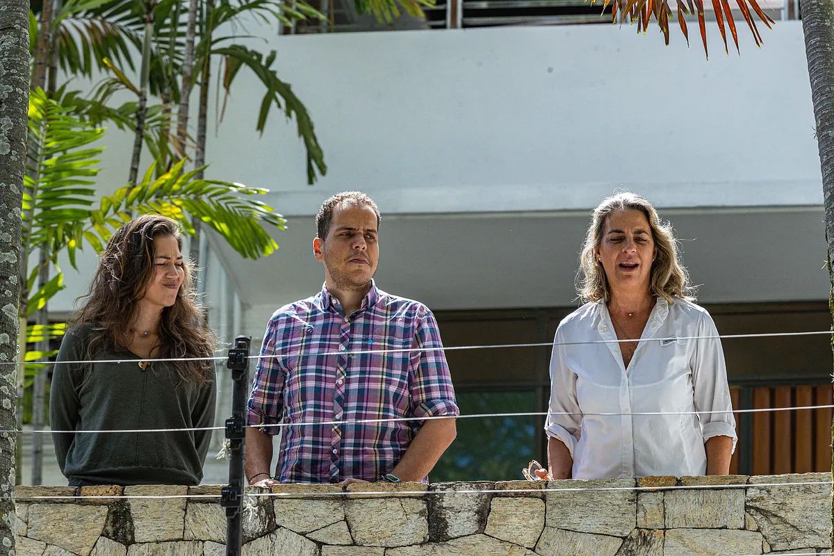 Una "operación de rescate internacional" libera a los colaboradores de María Corina Machado de la embajada de Argentina en Caracas