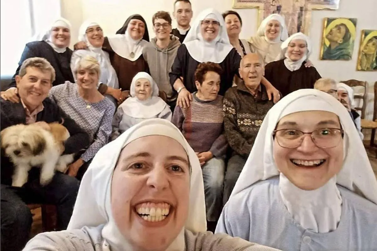 Las monjas excomulgadas de Belorado denuncian el envenamiento de sus perros en Asturias