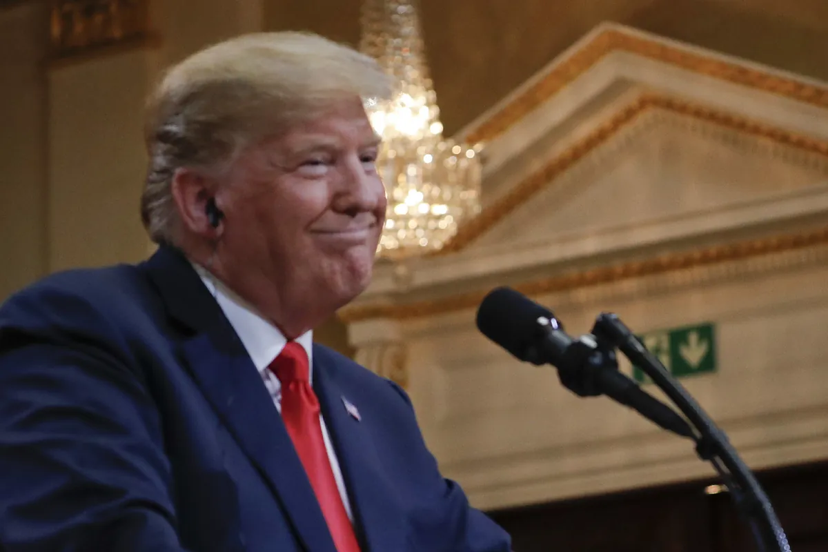 Trump provoca una oleada de caídas en las bolsas, tras anunciar (y luego rectificar) que duplica los aranceles a Canadá