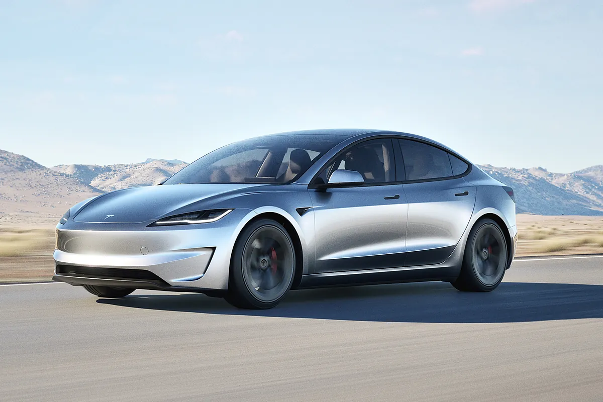 Las ventas de coches eléctricos superan las 10.000 unidades por primera vez en un mes
