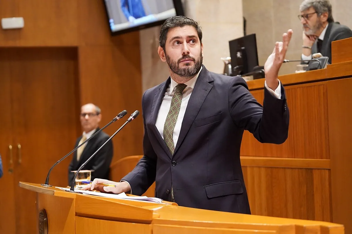 Vox mantiene el veto a negociar los presupuestos con el PP pese al acercamiento entre Feijóo y Abascal para desbloquear una nueva legislatura en Valencia