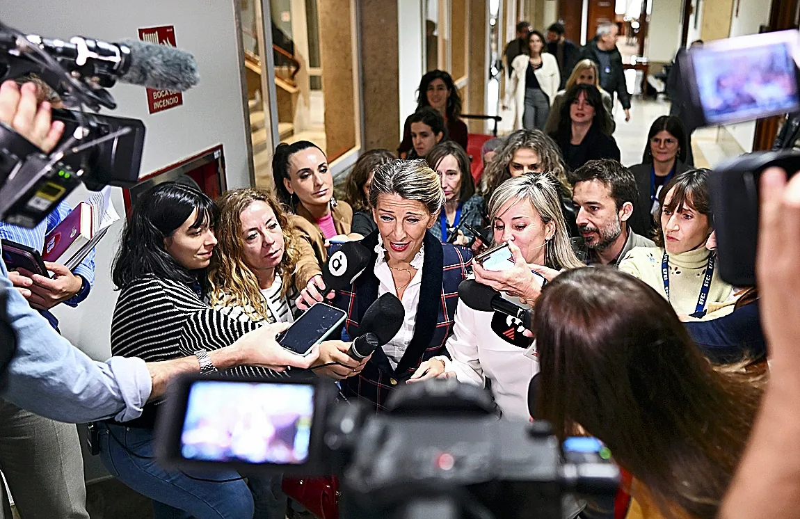 IU mete prisa para  acelerar  la candidatura de las generales sin esperar a que Yolanda Díaz y Podemos se decidan