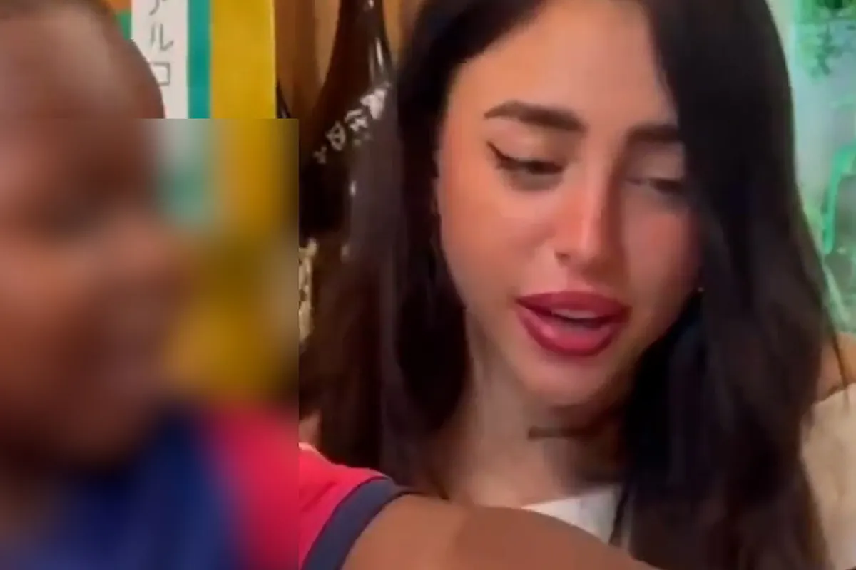 Lamine Yamal sube un vídeo de Nicki Nicole jugando con su hermano pequeño