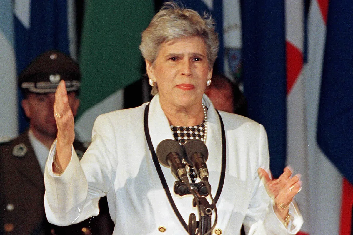 Muere la ex presidenta de Nicaragua Violeta Chamorro, primera jefa de Estado elegida democráticamente en América
