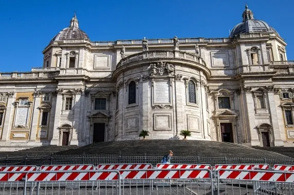 La tumba del Papa Francisco ya "olvidada" por los peregrinos: se acabaron las colas para entrar en Santa María la Mayor