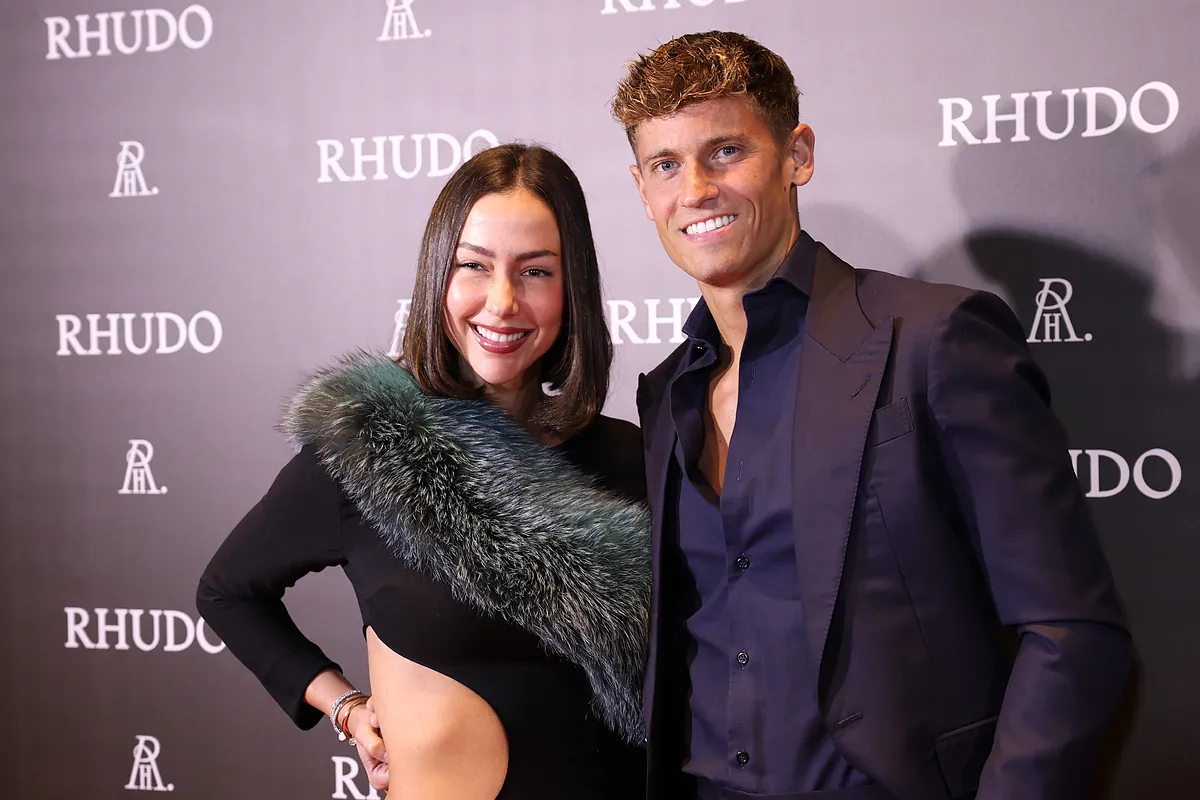 Marcos Llorente, jugador del Atlético de Madrid, desata la polémica en redes por brindar con un vino de 22.000 euros