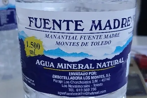 La AESAN alerta de la presencia de  Pseudomonas aeruginosa  en un lote de agua mineral de la marca Fuente Madre