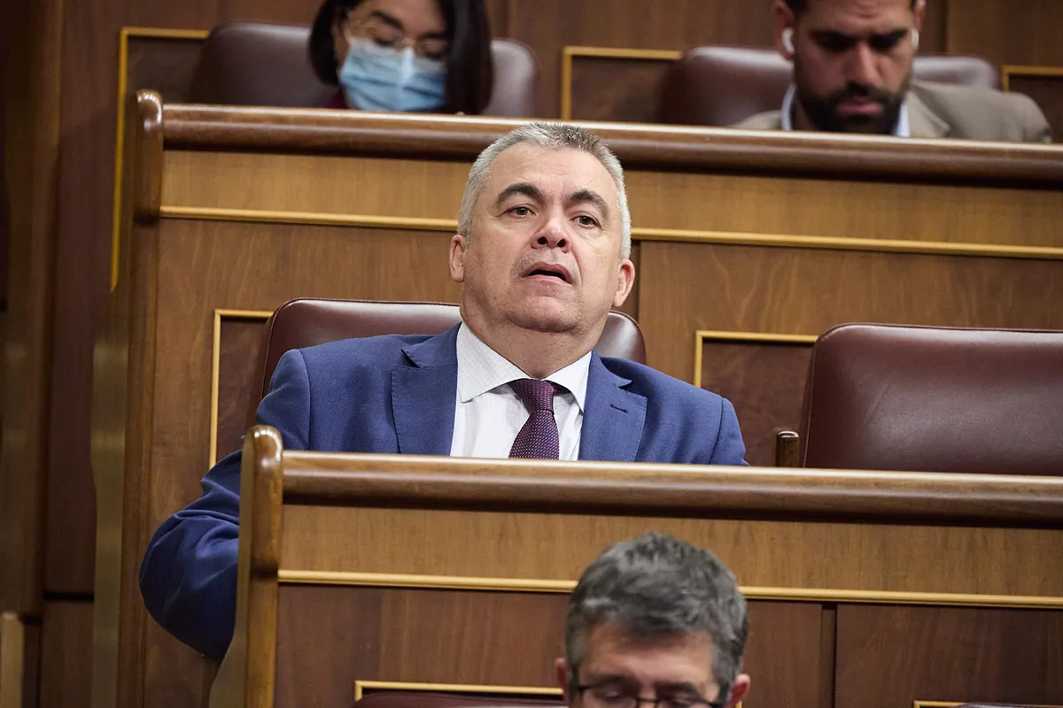  Ni todos los diputados son como Cerdán, ni todas las mujeres como la de Sánchez : el PP hurga en la defensa del hombre fuerte del PSOE