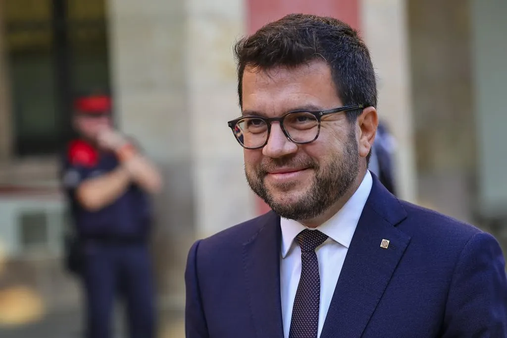Aragonès renuncia a su sueldo como ex 'president' y dirigirá la empresa hotelera familiar
