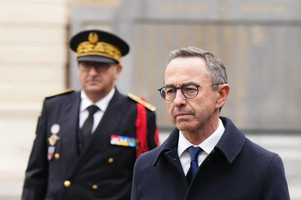 Bruno Retailleau, el político 'antimacronista' que rompió la baraja con miras al Elíseo