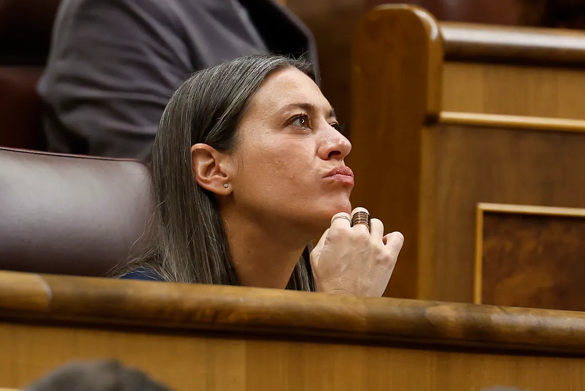 Junts salva al Gobierno con una abstención que le permite rechazar la ampliación de la vida de las centrales nucleares