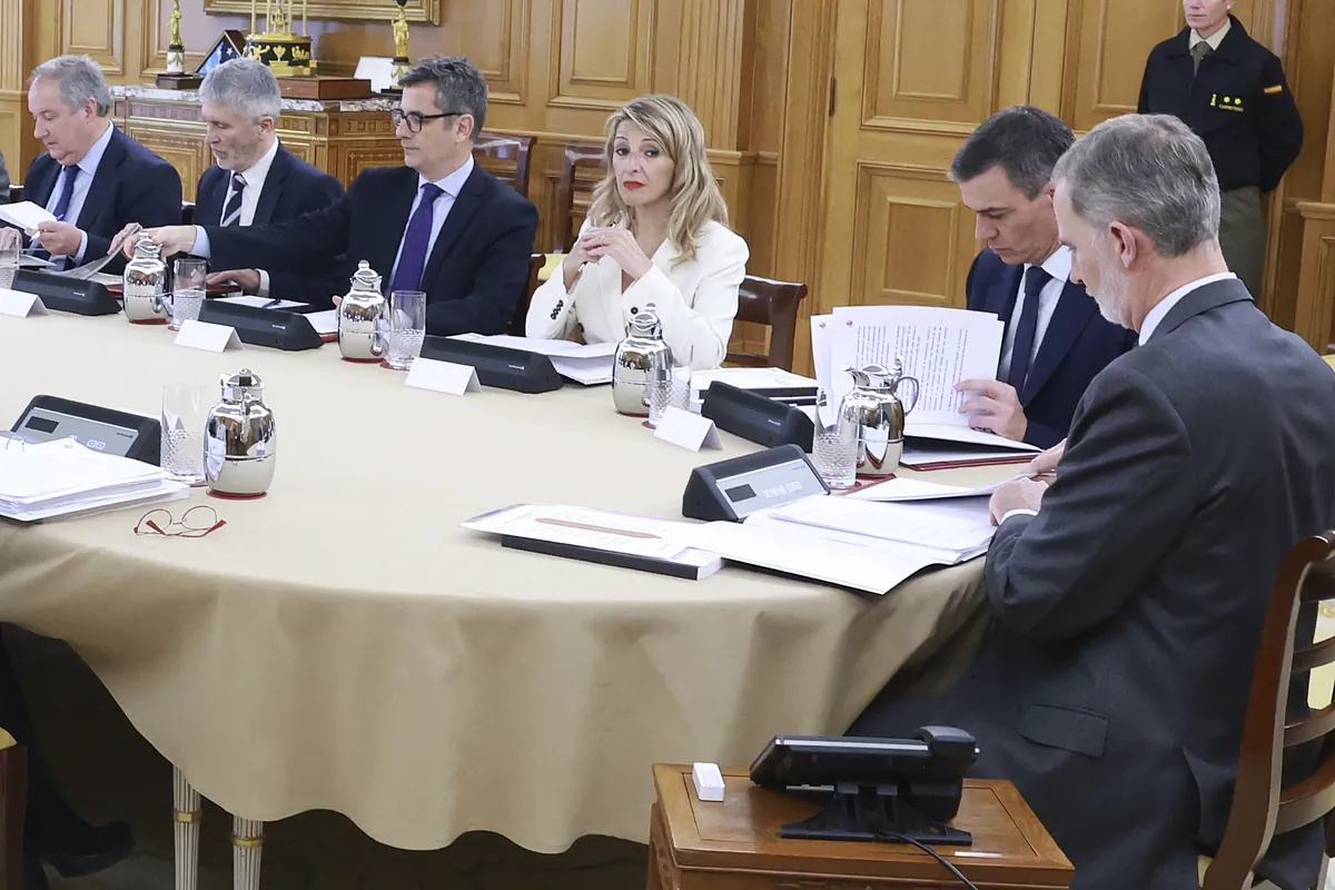 Moncloa abrasa a Marlaska tras la decisión "insostenible" para Sánchez con las balas de Israel y da una salida a Díaz