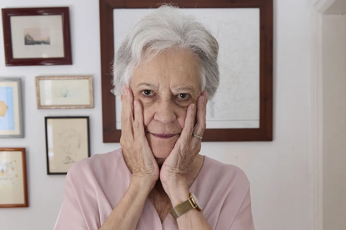Victoria Camps: "Como socialista veo a la izquierda muy perdida. El socialismo no está haciendo una política de izquierdas que favorezca la igualdad en su sentido más básico"