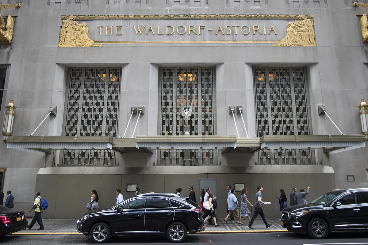 La nueva era dorada del Waldorf Astoria, el hotel de lujo emblemático que ahora es de los chinos