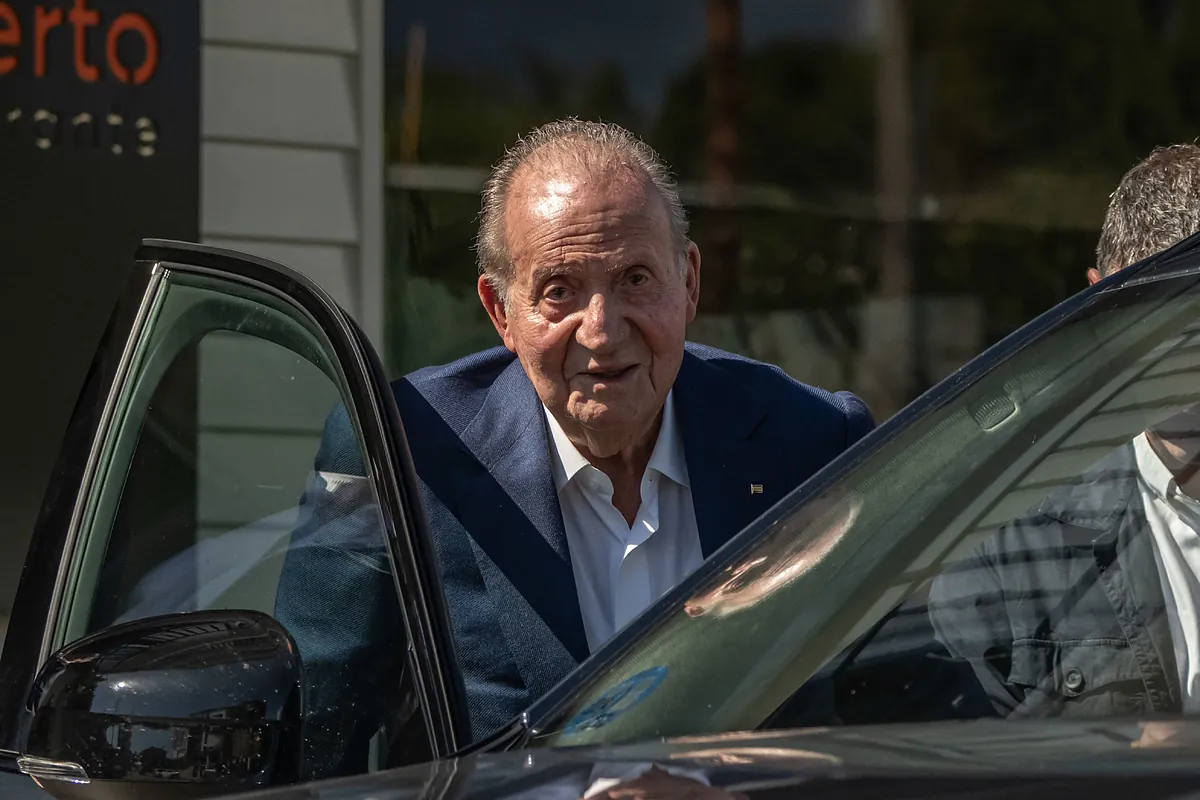 Juan Carlos I evita el cara a cara con Miguel Ángel Revilla