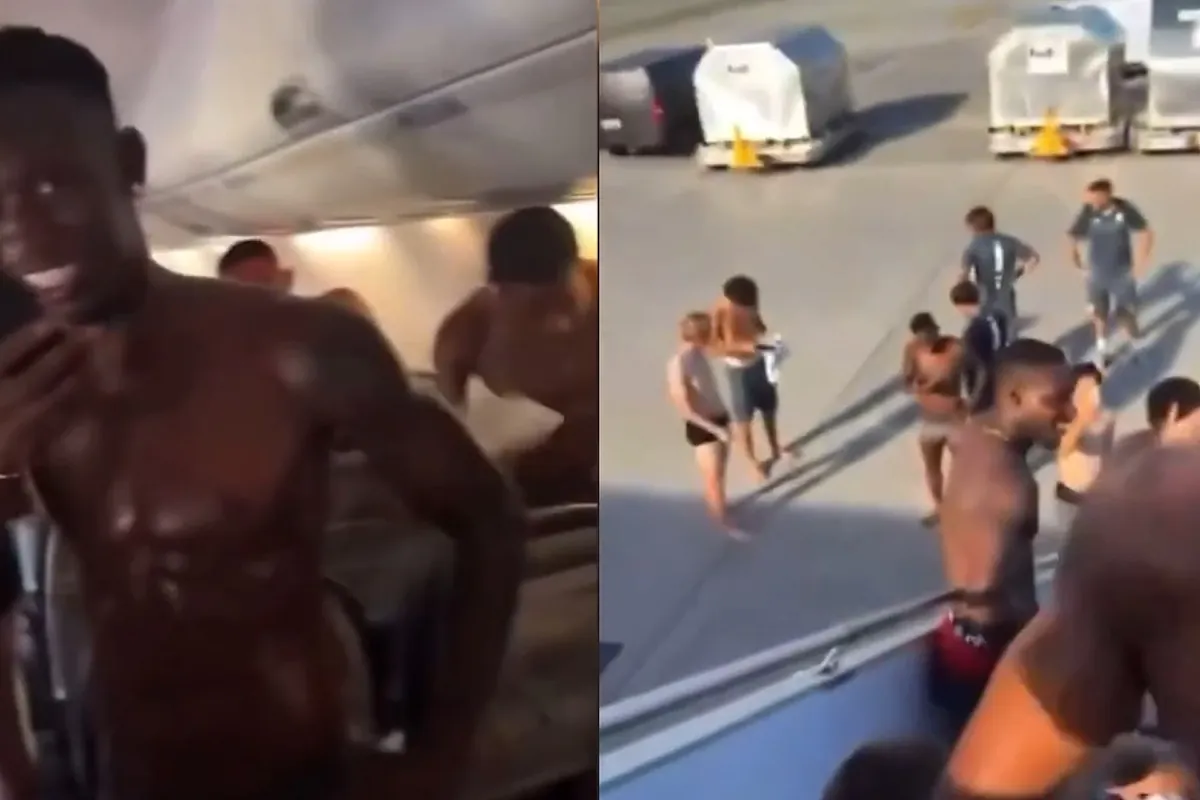 Ansu Fati y los futbolistas del Mónaco acaban en calzoncillos en pleno vuelo para jugar la Champions