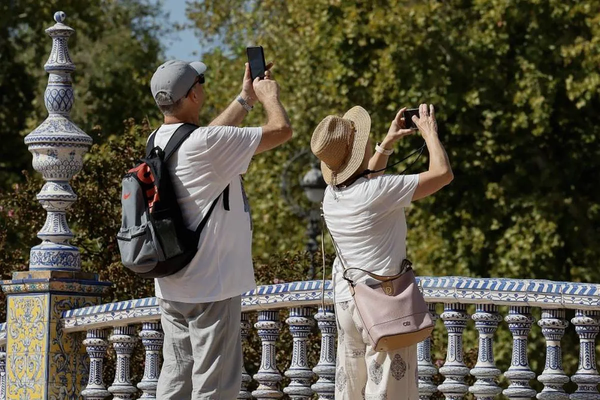 El calor y el polvo en suspensión activan los las alertas amarillas en 20 provincias