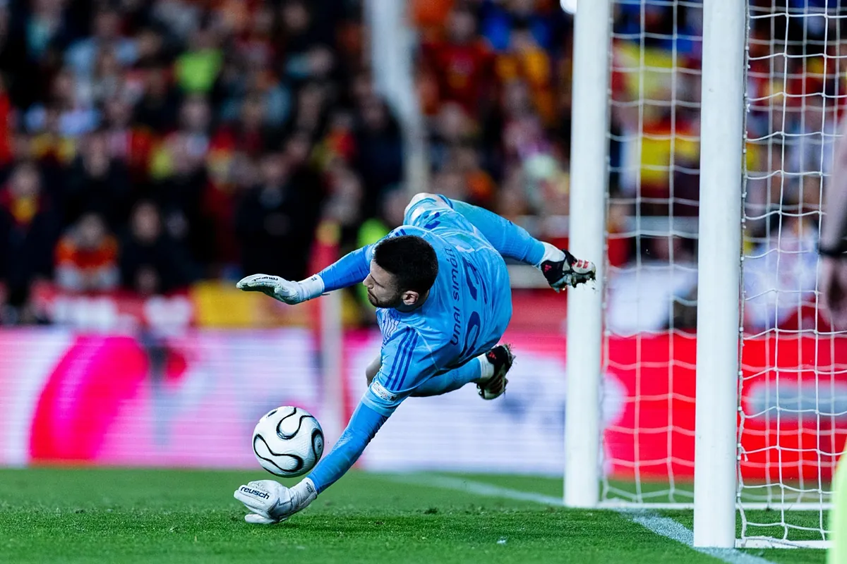 España gana por las buenas, por las malas y por las regulares: jugará la 'Final Four' de la Nations tras eliminar a Países Bajos en la agonía de los penaltis
