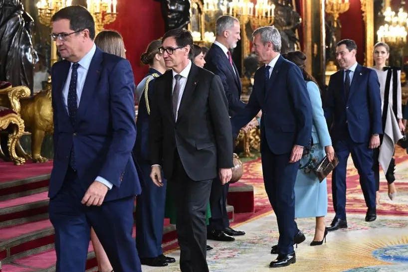 ERC y Junts recriminan a Salvador Illa haber ido a Madrid el 12-O a "rendir pleitesía al Rey" en vez de a Tarragona por las inundaciones de la dana Alice