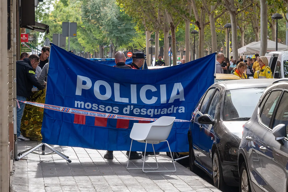 Un hombre mata a tiros a su yerno, un agente de los Mossos, en plena calle en Lleida