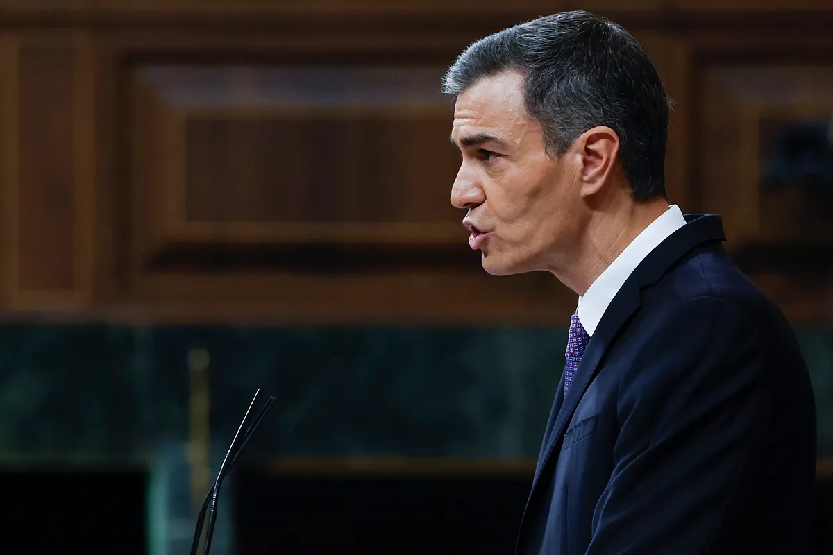 Alberto Núñez Feijóo del PP, en la cuerda floja por escándalos de corrupción en España