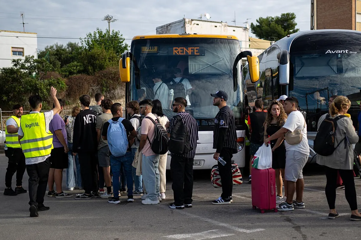 El macrocorte de 16 meses en la R3 de Rodalies empieza este martes 7 de octubre con 43.000 plazas diarias de bus