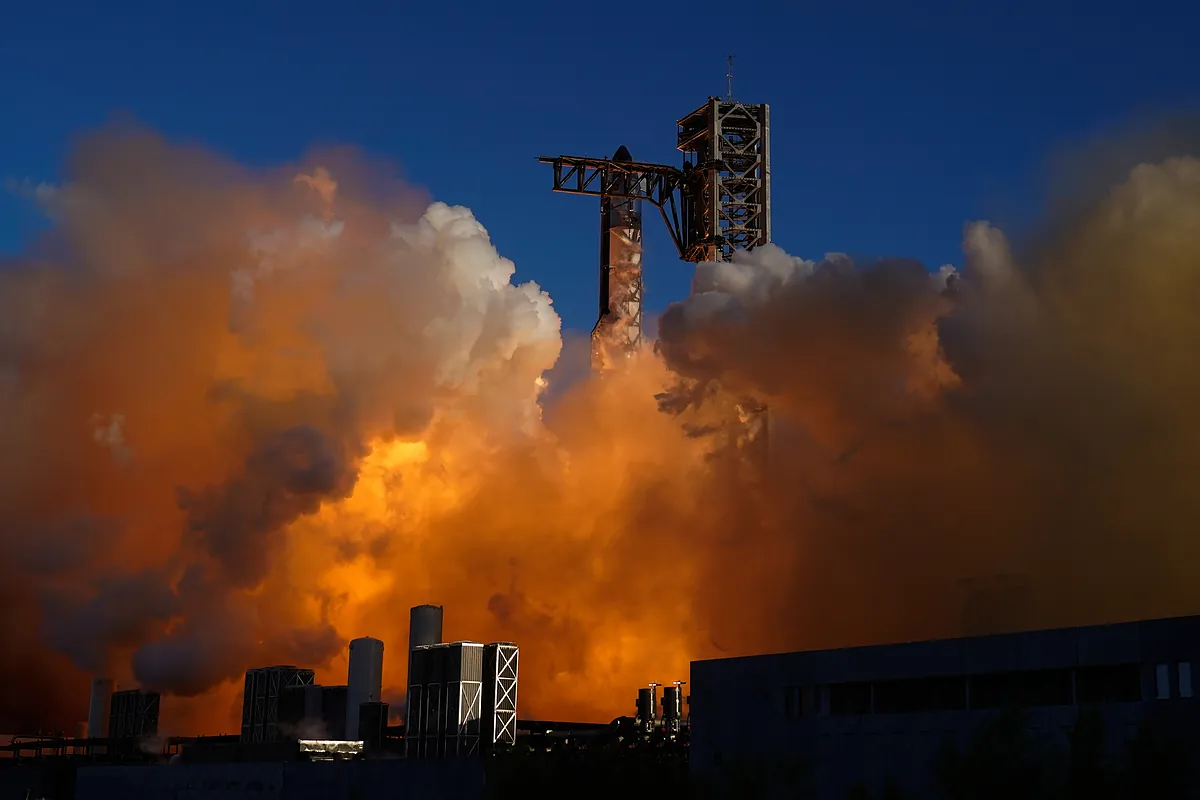 SpaceX lleva a cabo con éxito el undécimo vuelo de prueba del Starship