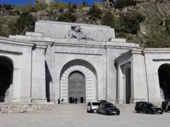 Madrid Yüksek Haber Mahkemesi, Co -Camuros'un mezarlarını destekliyor