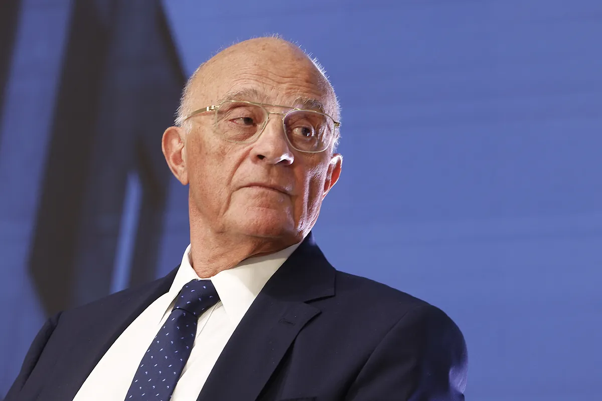Oliu pone en duda que el próximo Gobierno apruebe la fusión con BBVA