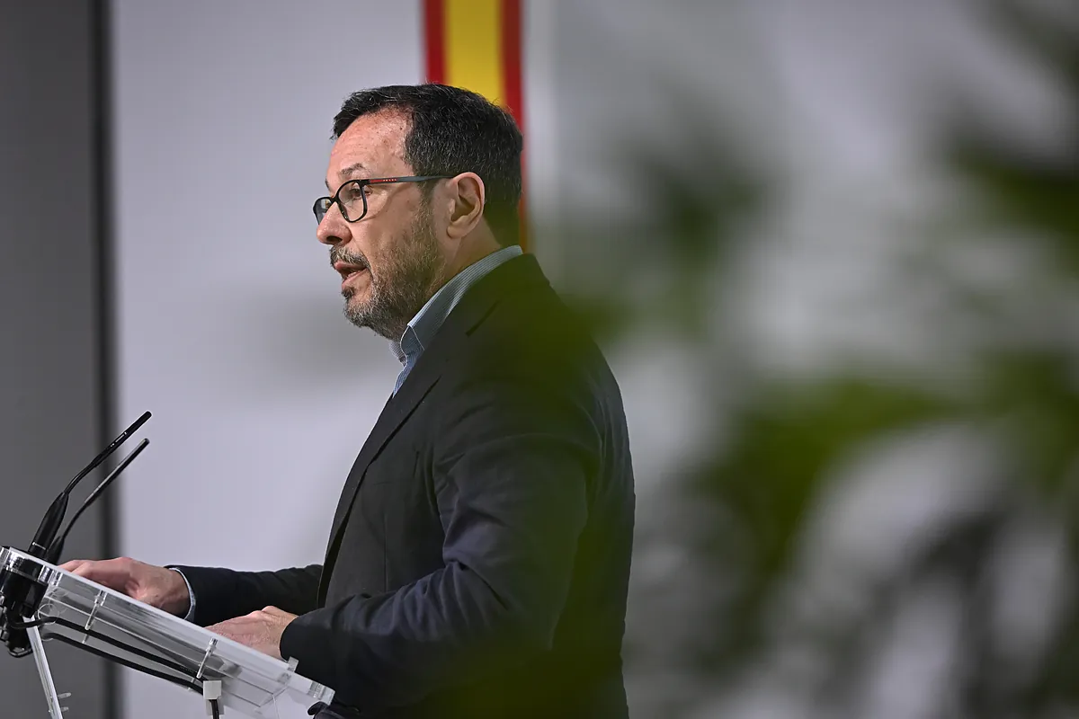 Vox imputa la intención de  evitar el banquillo de los acusados  a los mensajes entre Sánchez y Ábalos