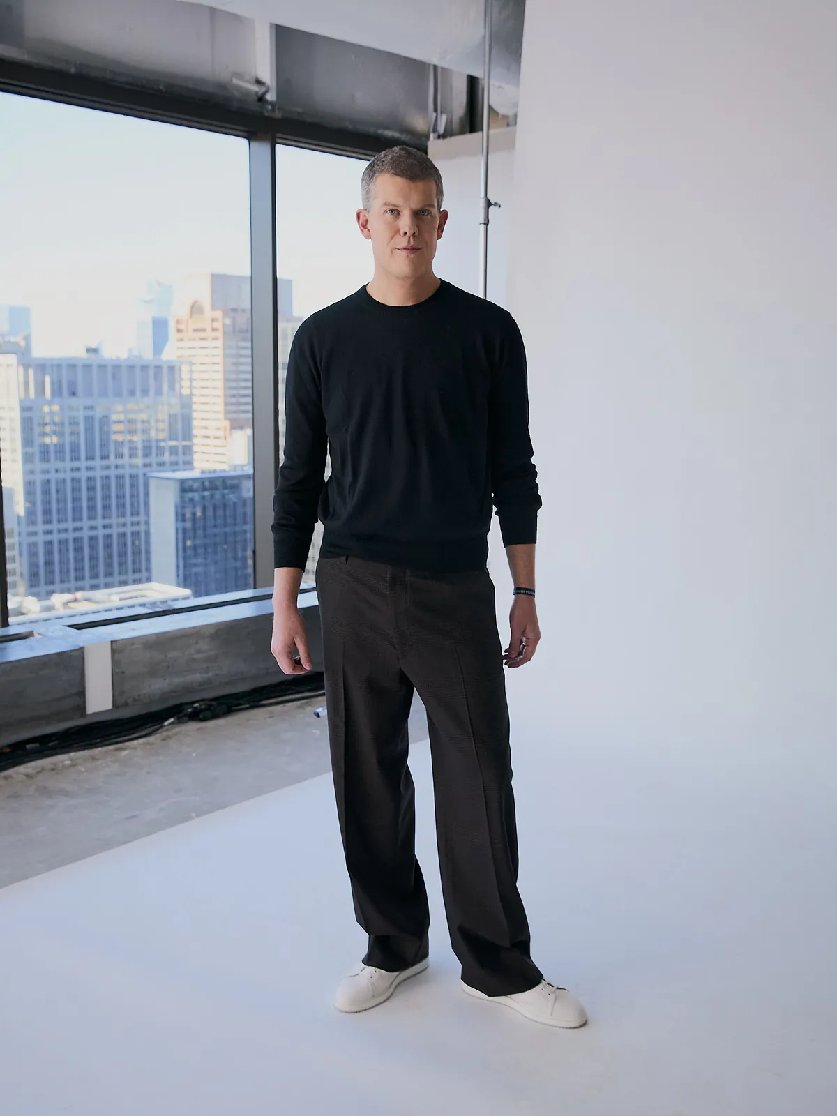 Wes Gordon: "El desfile de Carolina Herrera tenía que ser en Madrid. Me he enamorado de la ciudad. Hay una energía, un estilo e inspiración que encajan a la perfección con la marca"