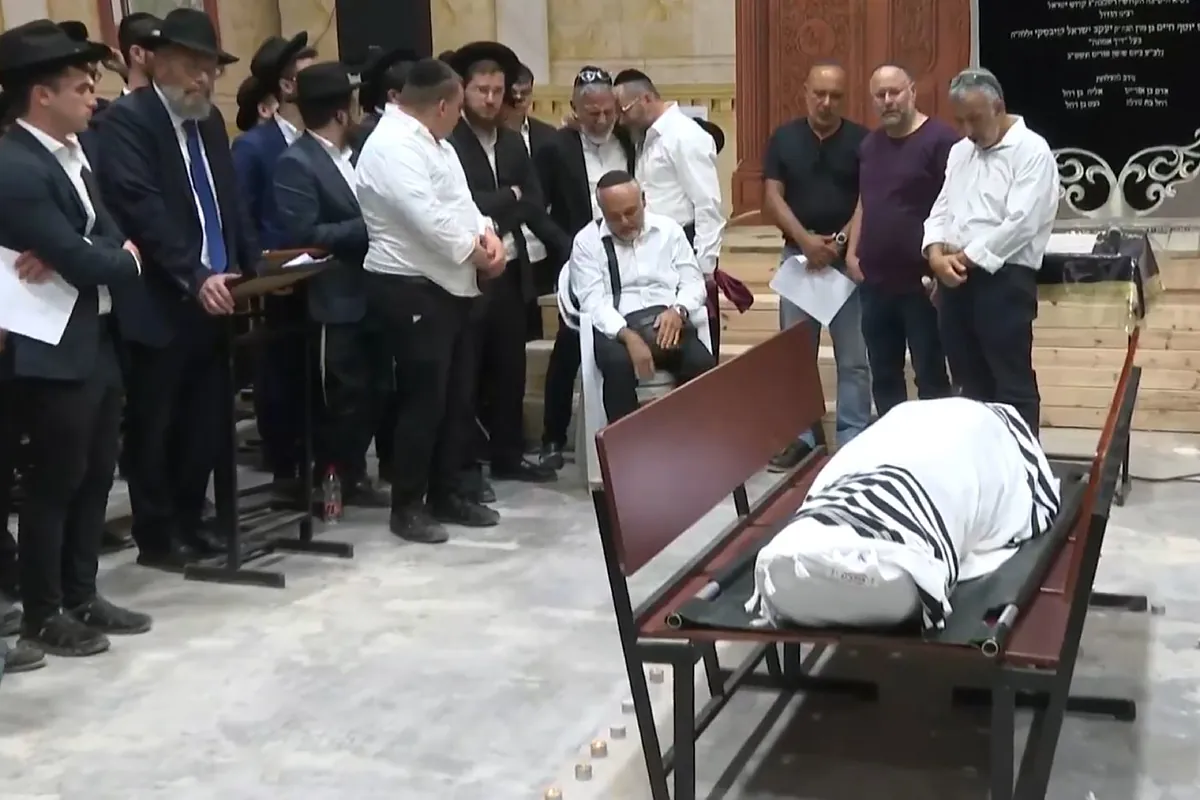 La despedida de Yaakov, la víctima española del atentado en Jerusalén: "Su vida terminó antes de empezar"