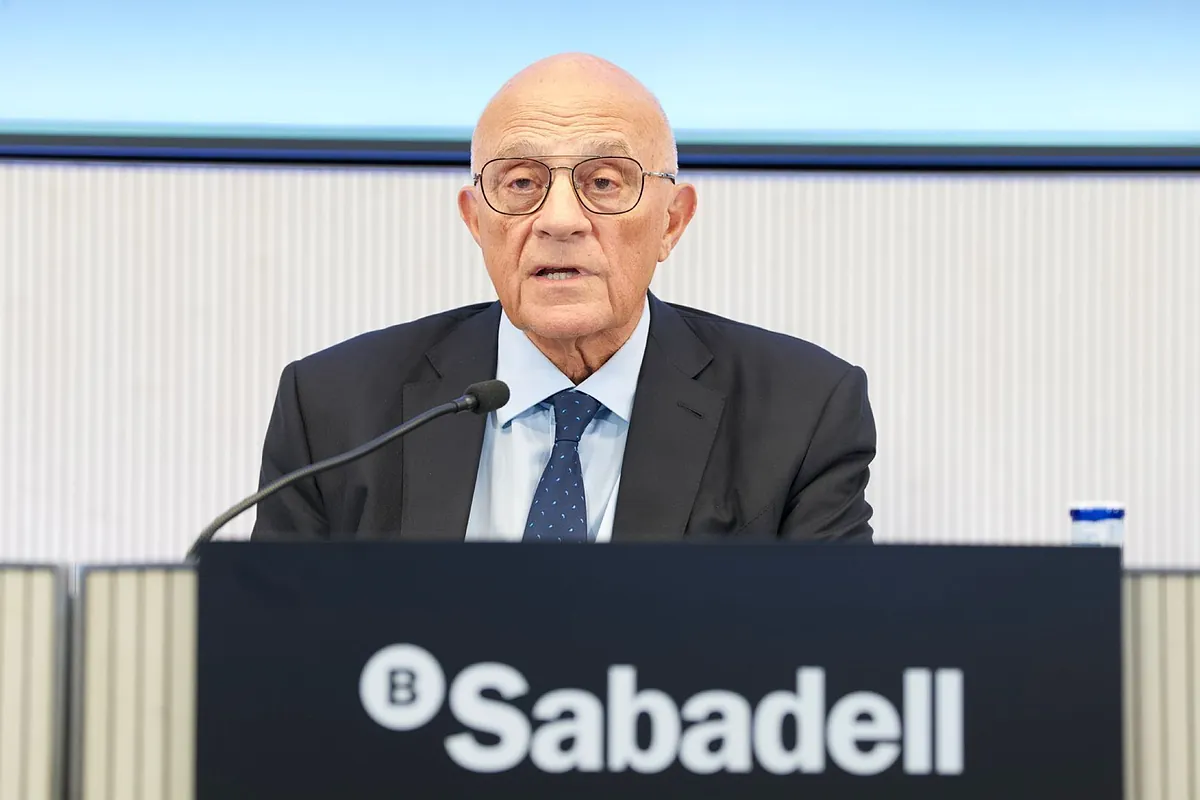 Los fondos toman su sitio en el capital del Sabadell para encarar la recta final de la OPA