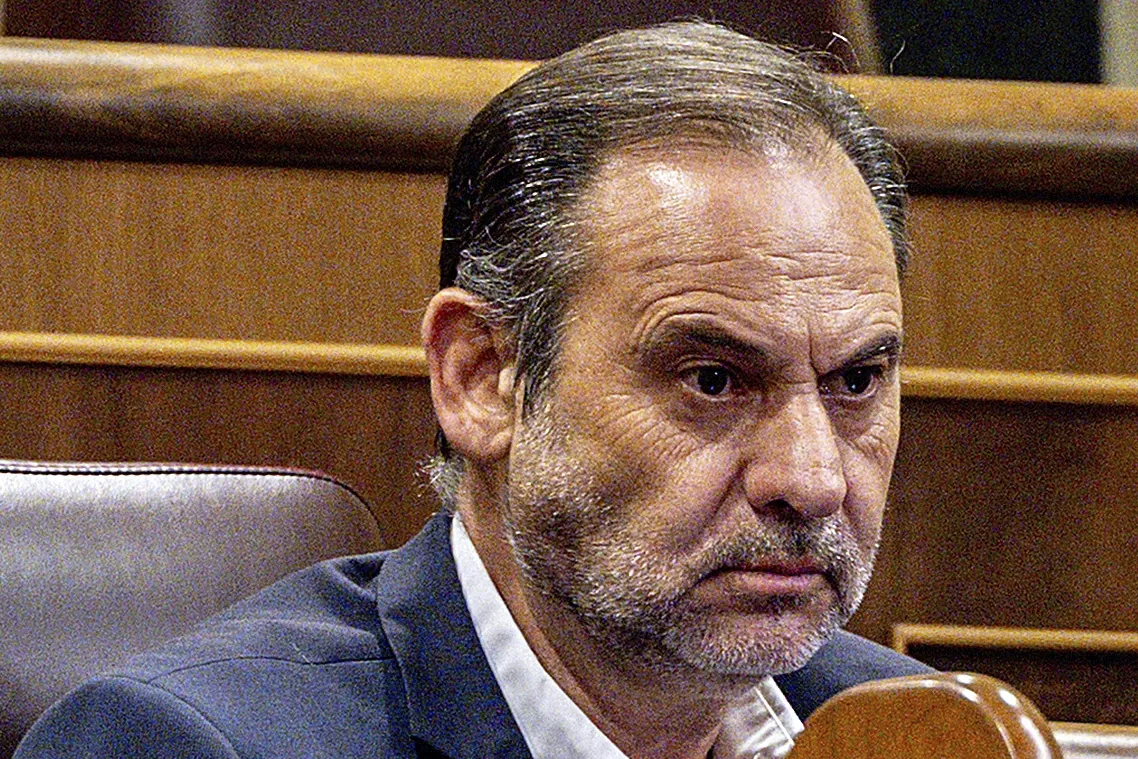 El Supremo apuesta por no eternizar el 'caso Koldo' y planea enviar a Ábalos a juicio durante el otoño