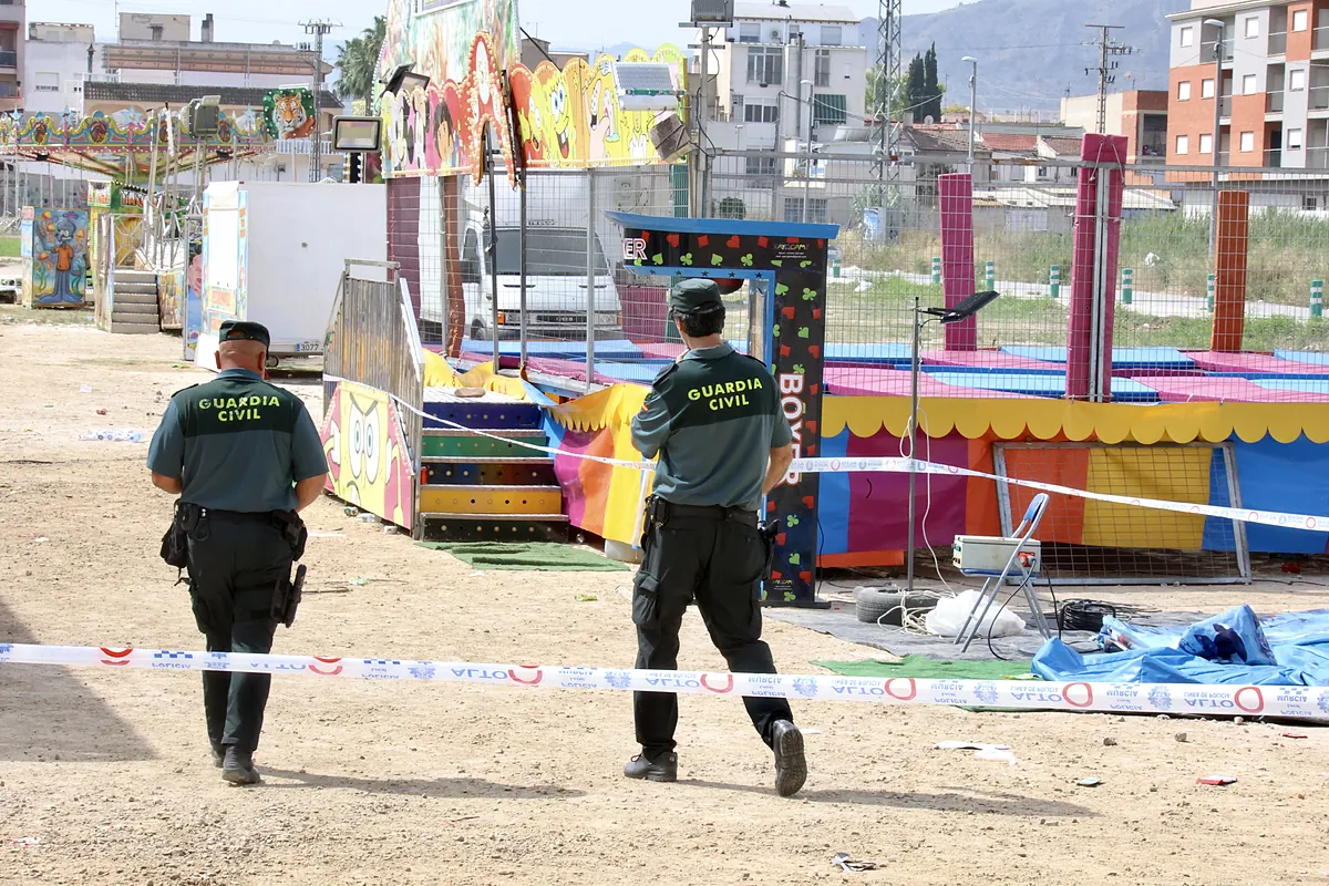 Investigan un posible homicidio imprudente en la muerte de la niña de dos años electrocutada en Murcia