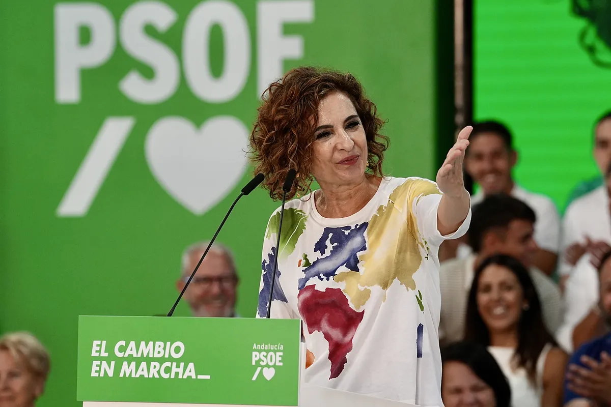 Cinco falacias frente a las evidencias que arruinan el cartel electoral de María Jesús Montero en Andalucía