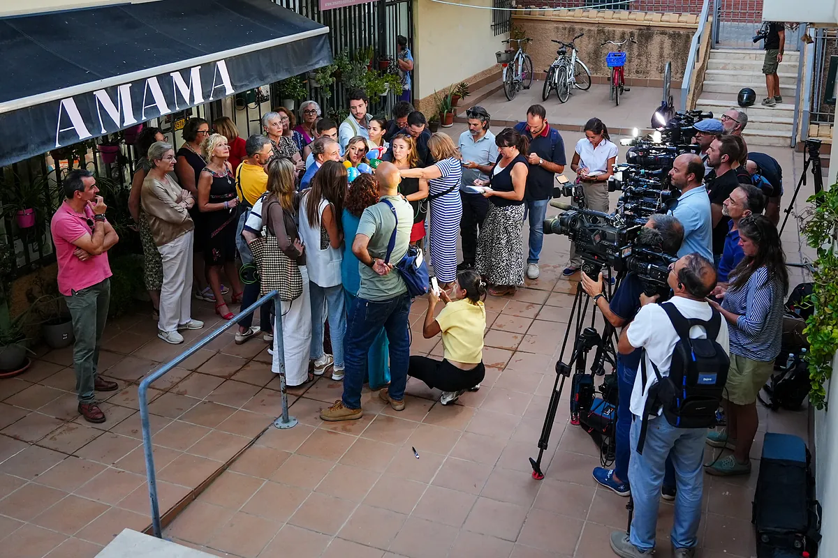 Un centenar de mujeres afectadas por los fallos en el cribado del cáncer de mama de Andalucía baraja acudir a la justicia: "Nadie las ha llamado"