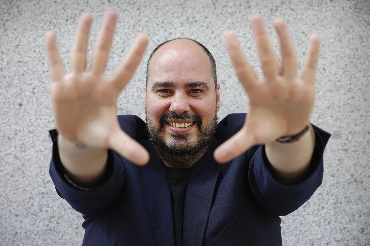 Antonio Pampliega: "El 'no a la guerra' es según quién tire las bombas; somos así de hipócritas"