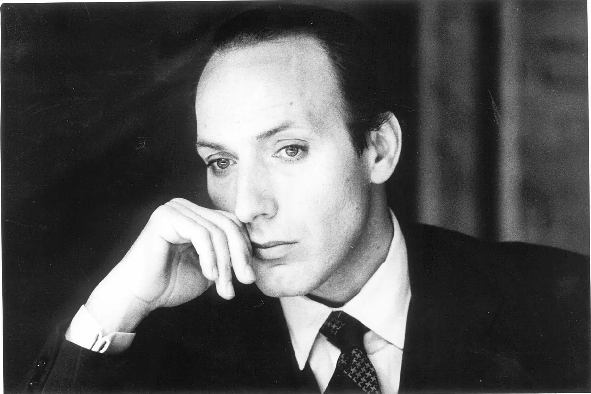 Eusebio Poncela, un laberinto de sorpresas exigente, incisivo y profundamente seductor