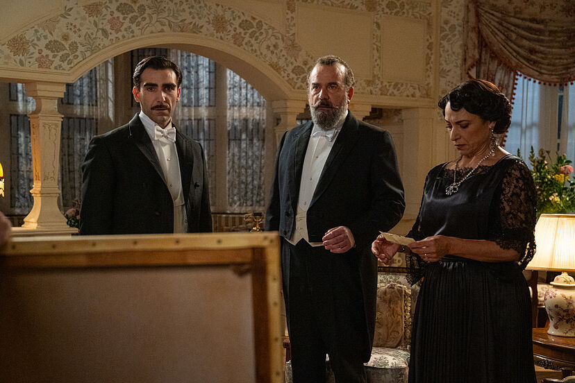 Avance semanal de 'La Promesa' del 28 de julio al 1 de agosto: Alonso  recibe un inesperado paquete encargado por Cruz | Series