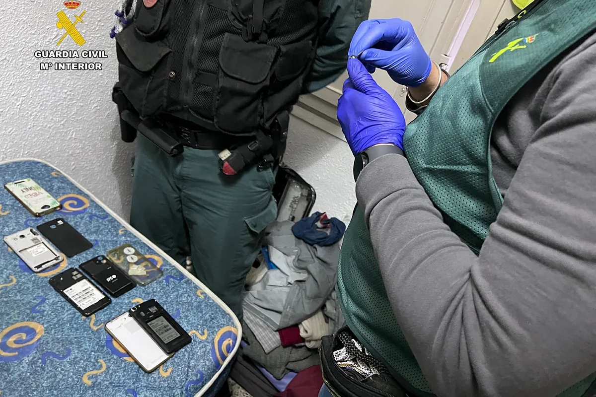 Un falso militar de EEUU consigue 100.000 euros de una mujer víctima de una estafa sentimental en Cáceres