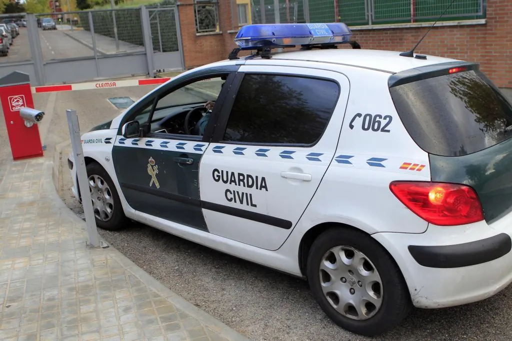 A prisión una mujer que lanzó ácido corrosivo a su ex marido después de haber intentado envenenarlo en 2020 con una chocolatina