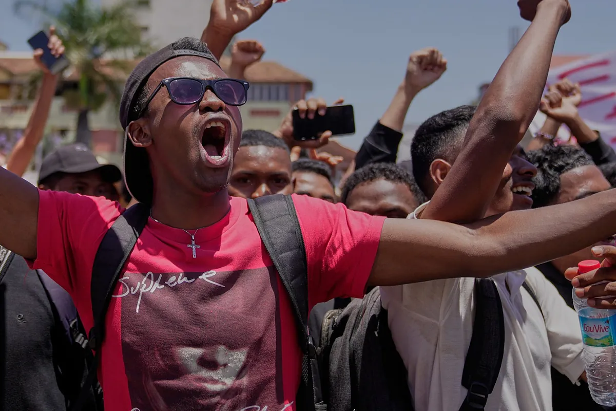 Toman el poder y suspenden la Constitución en Madagascar